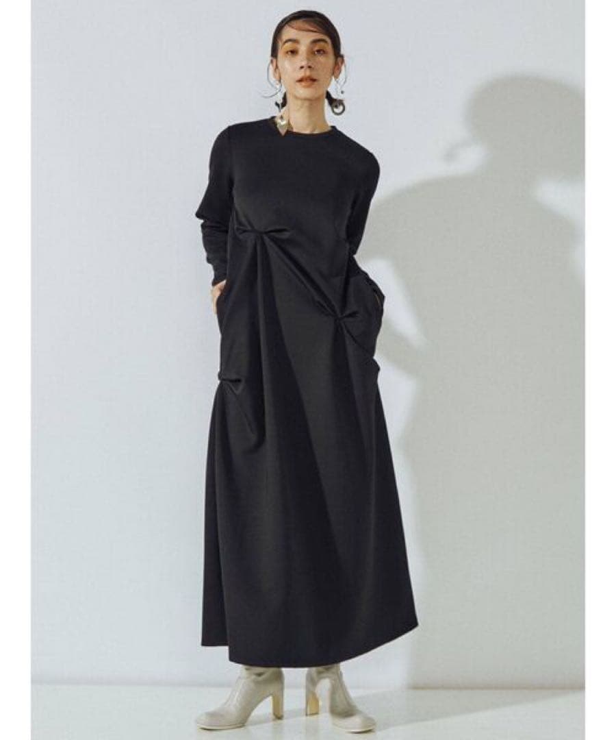 un3d アンスリード タックワンピース　黒 ブラック