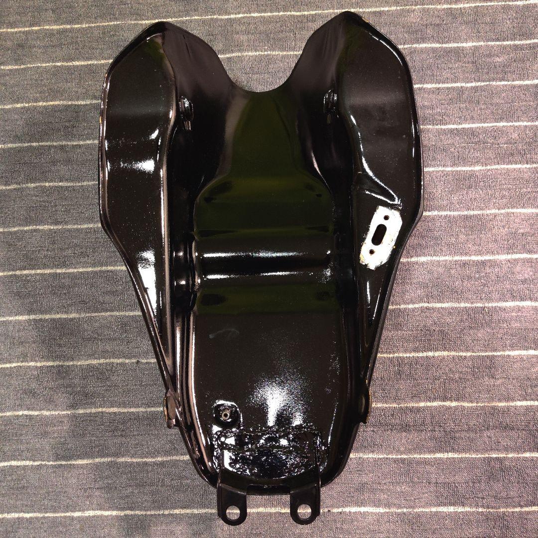 SUZUKI　GSX400 インパルス　GK79A 前期　タンク　外装　送料込み