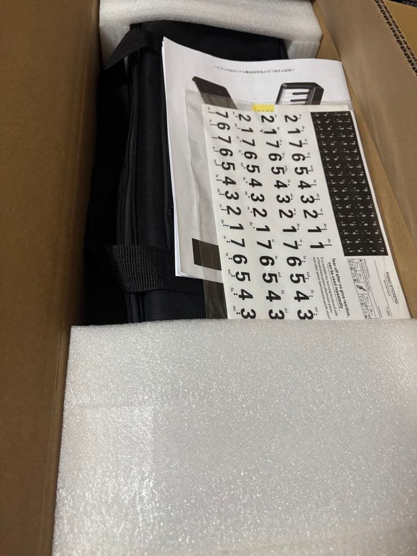 電子ピアノ 88鍵盤 折り畳み式 キーボード スタンド ペタル付き ピンク