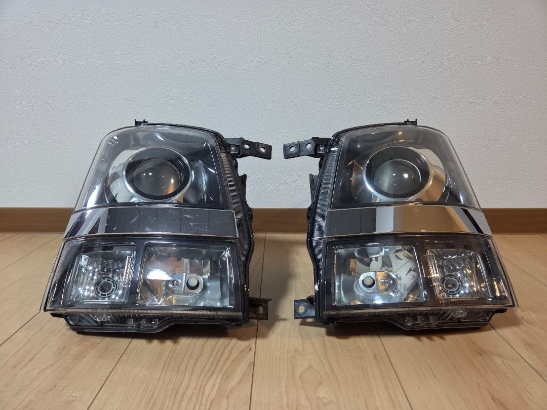 MH21S ワゴンR　RR クリスタル化加工済　ヘッドライト左右