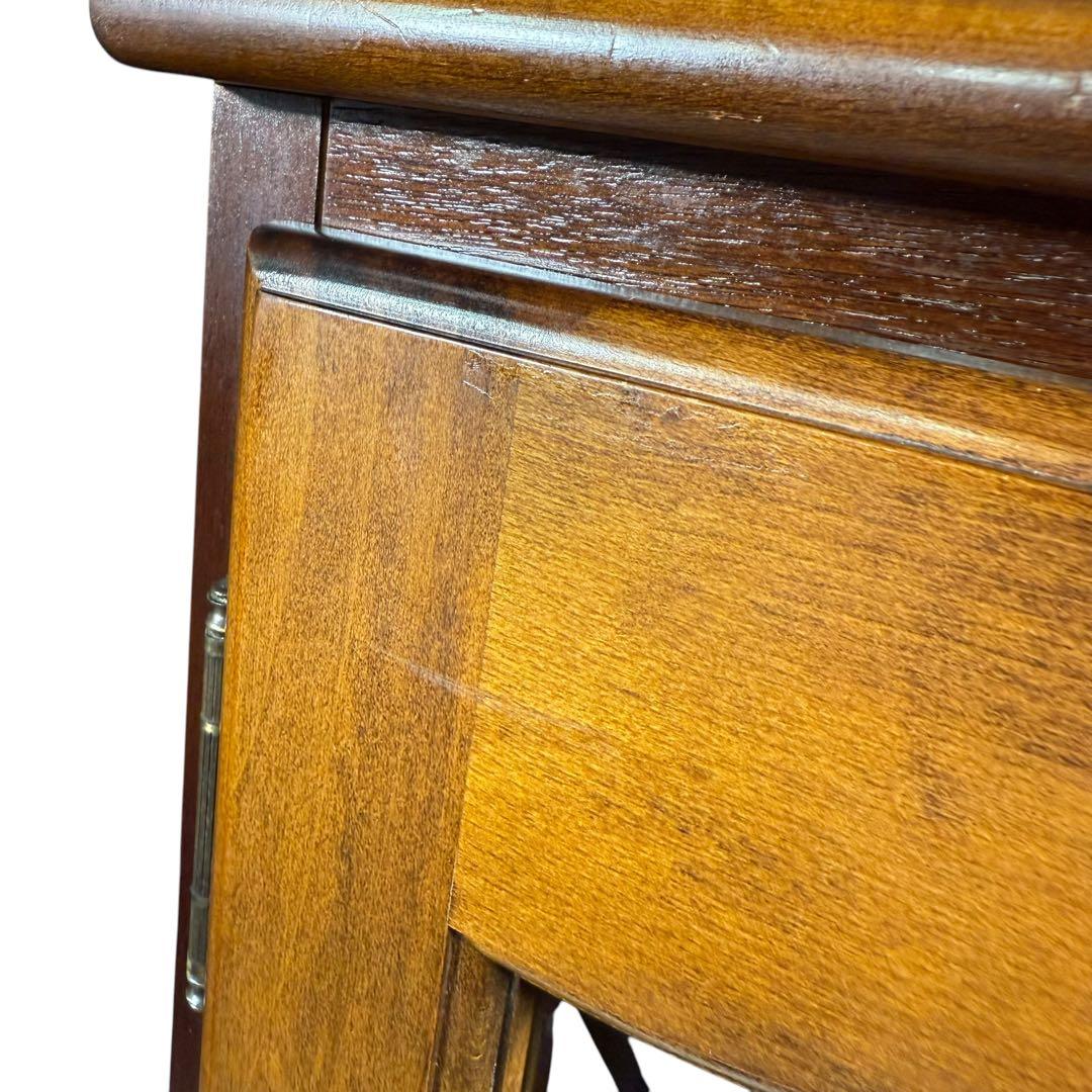 HR634カリモク 2枚扉　キャビネット　 コロニアル　収納棚　食器棚