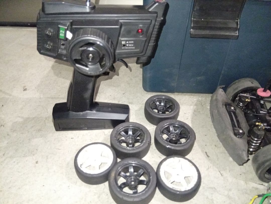 ラジコンフルセット工具箱付き