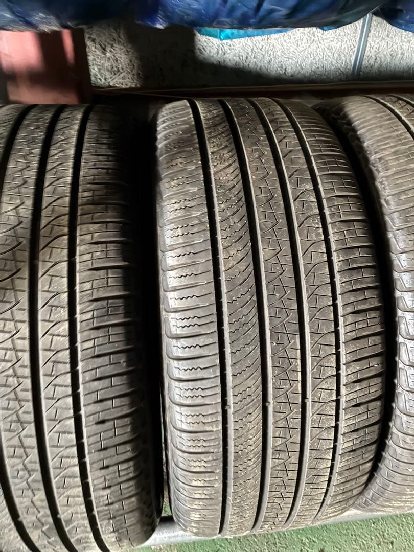 ごえもんさん専用285/45/22 タイヤのみ4本　オールシーズン