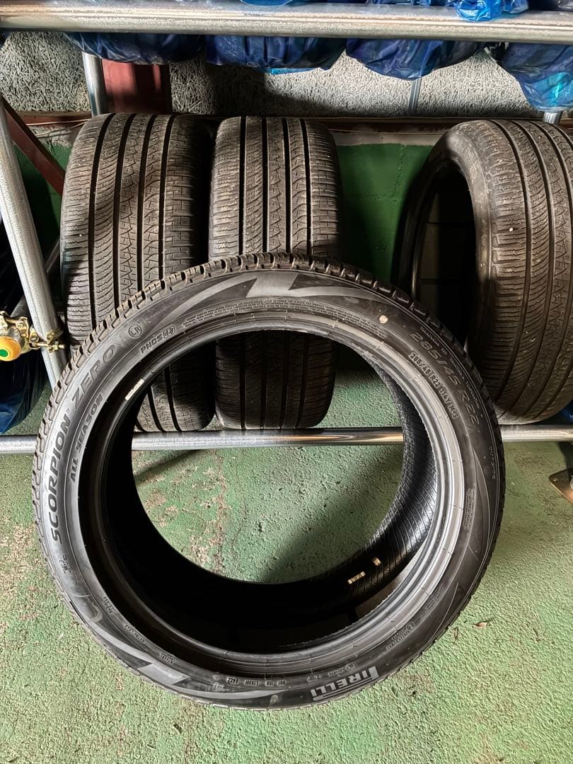 ごえもんさん専用285/45/22 タイヤのみ4本　オールシーズン