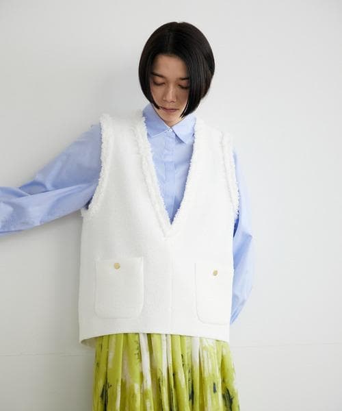 ■専用■美品 INED 4,6万円 インポート素材 ツイードのベスト ジレ 白