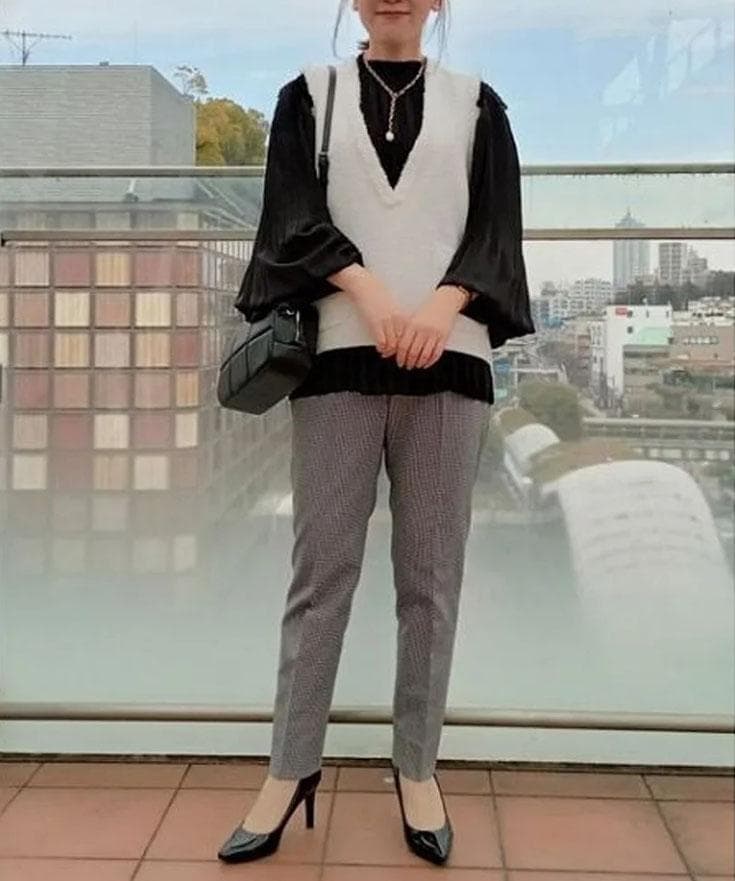 ■専用■美品 INED 4,6万円 インポート素材 ツイードのベスト ジレ 白