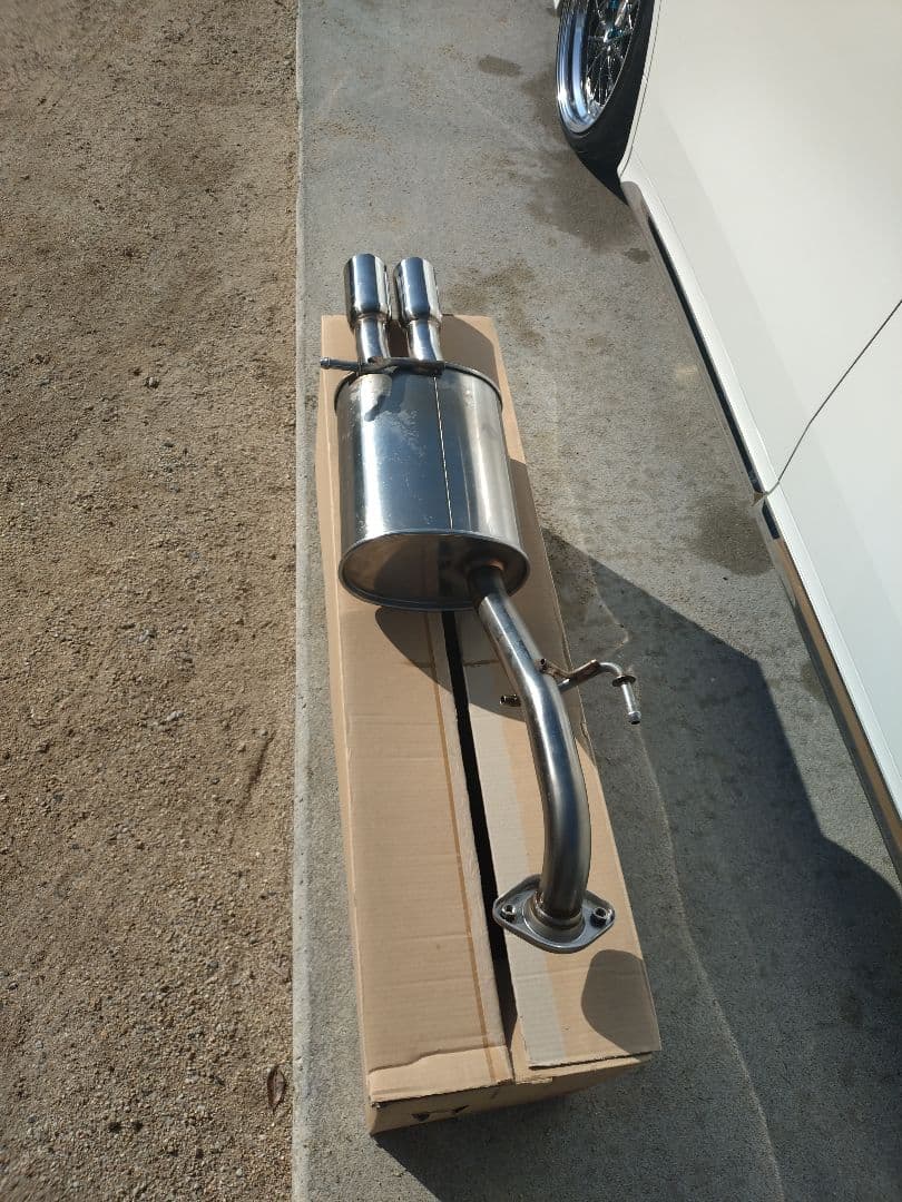 ヨシアキです。ヤリスクロス　TRD　GRスポーツマフラー