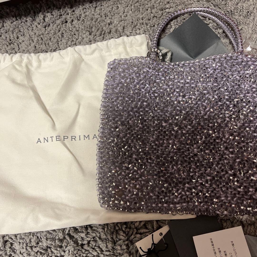 アンテプリマ　スタンダードスクエアミディアム(Dリング付き)/ラベンダーシルバー