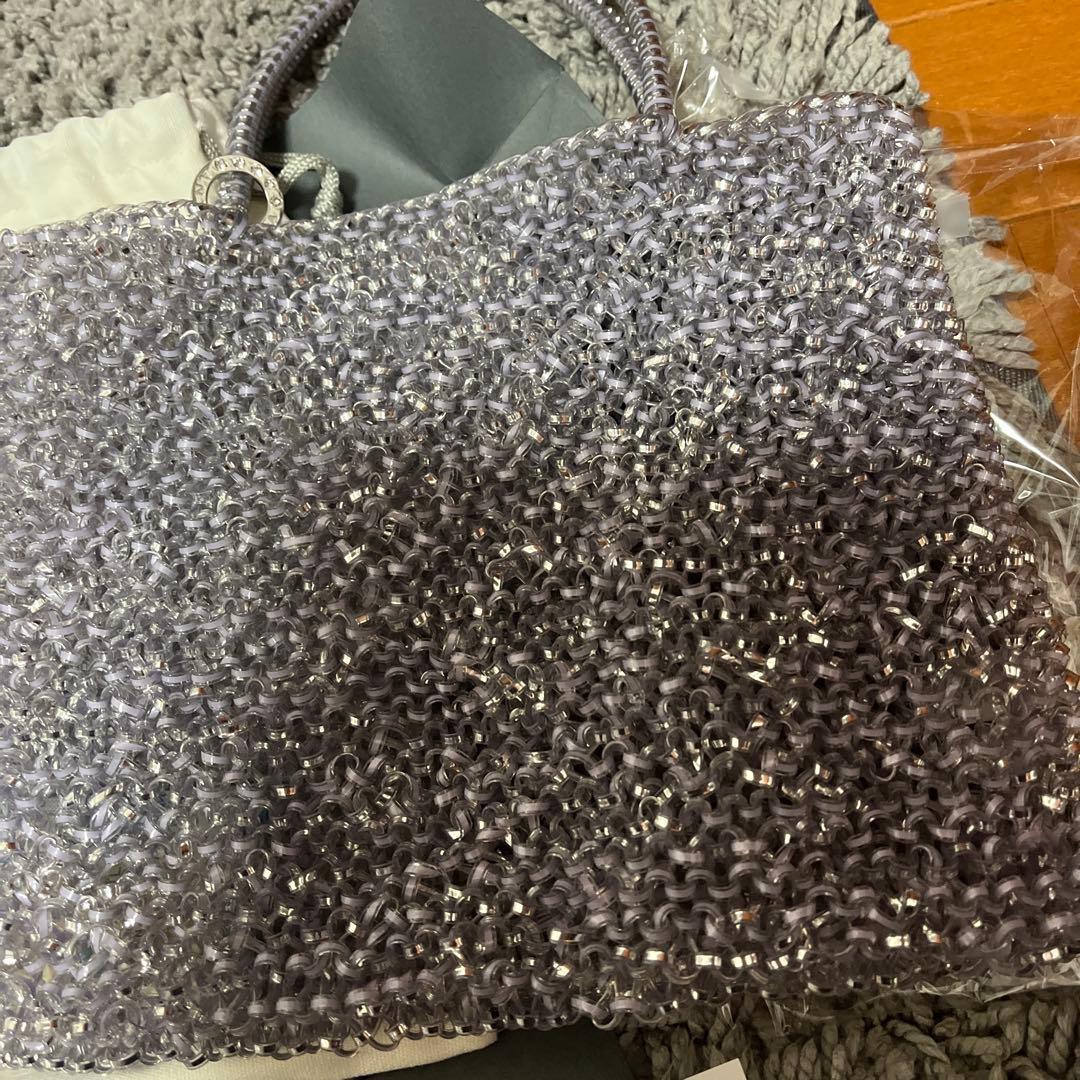 アンテプリマ　スタンダードスクエアミディアム(Dリング付き)/ラベンダーシルバー