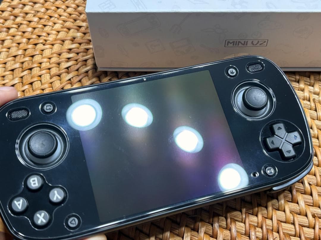 RETROID POCKET MINI V2 レトロゲーム機