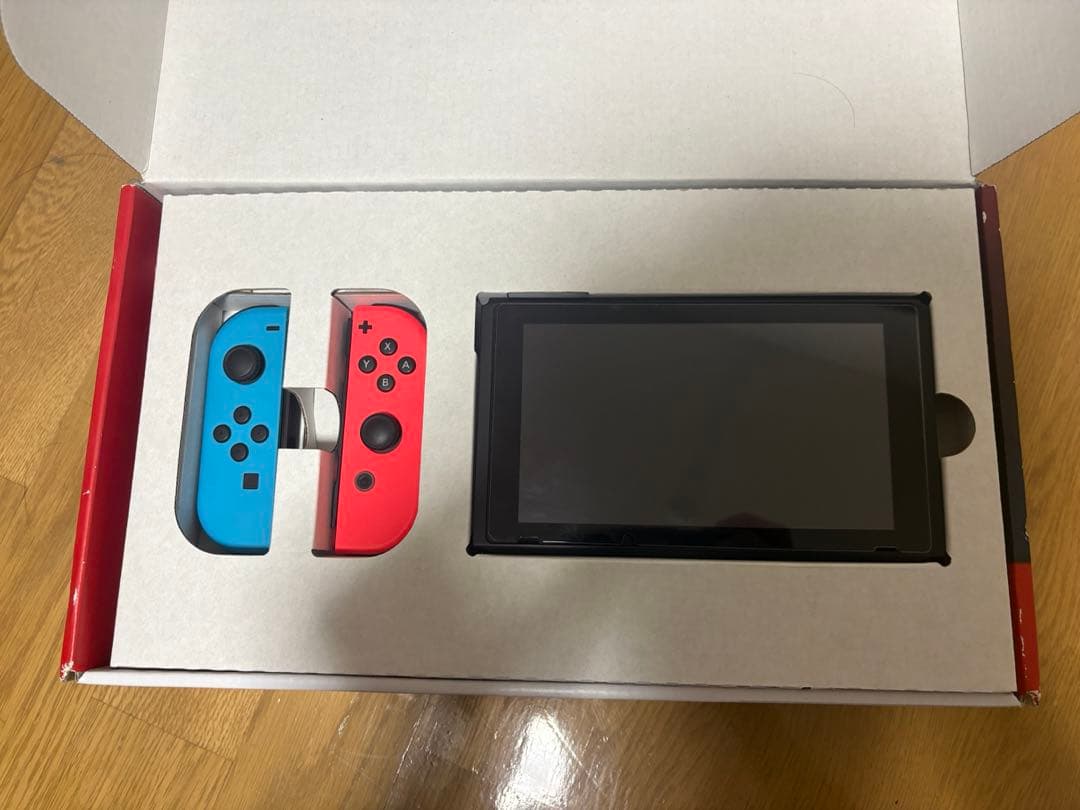 Nintendo Switch 本体 ネオンブルー・レッド