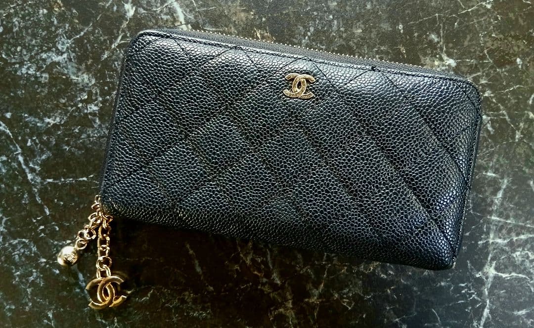 CHANEL ノベルティ 長財布キャビアスキンブラック