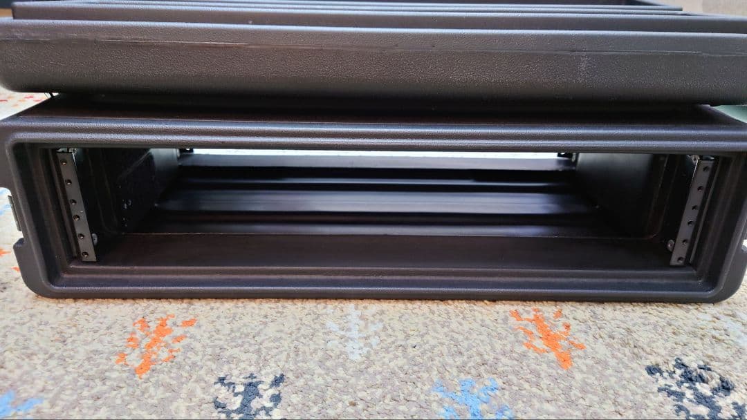 SKB (エスケービー) R2S 2Uラックケース シャローラック