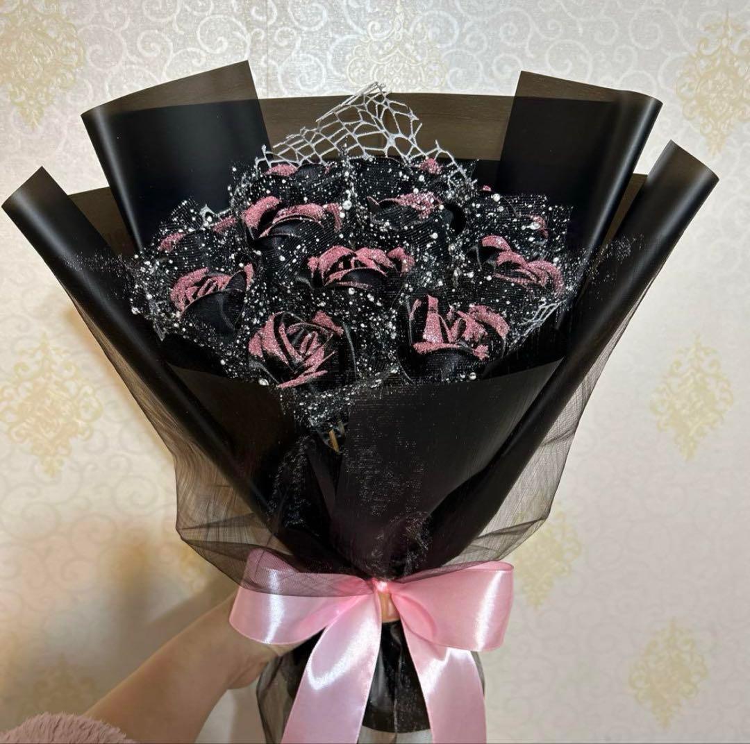 11本黒バラブーピンク色ラメ付き❣️ プレゼントお祝い枯れない花永生薔薇特別な人へ