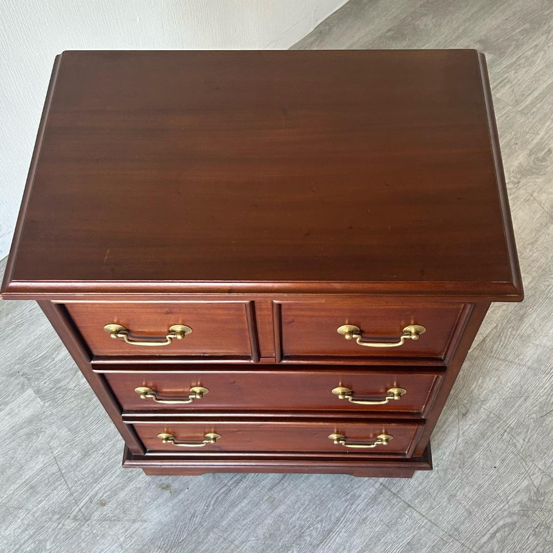 【最終値下げ】イギリス アンティーク家具 家具 スモール チェスト　276A