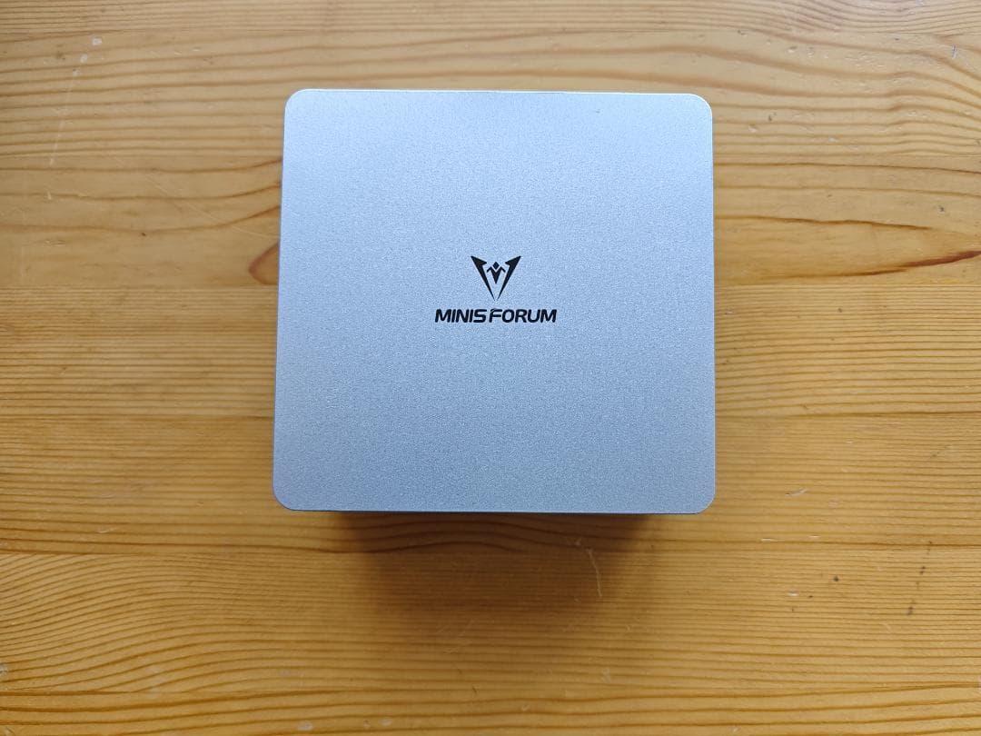 専用 MINISFORUM UM870 Slim　R7 8745H　Win11