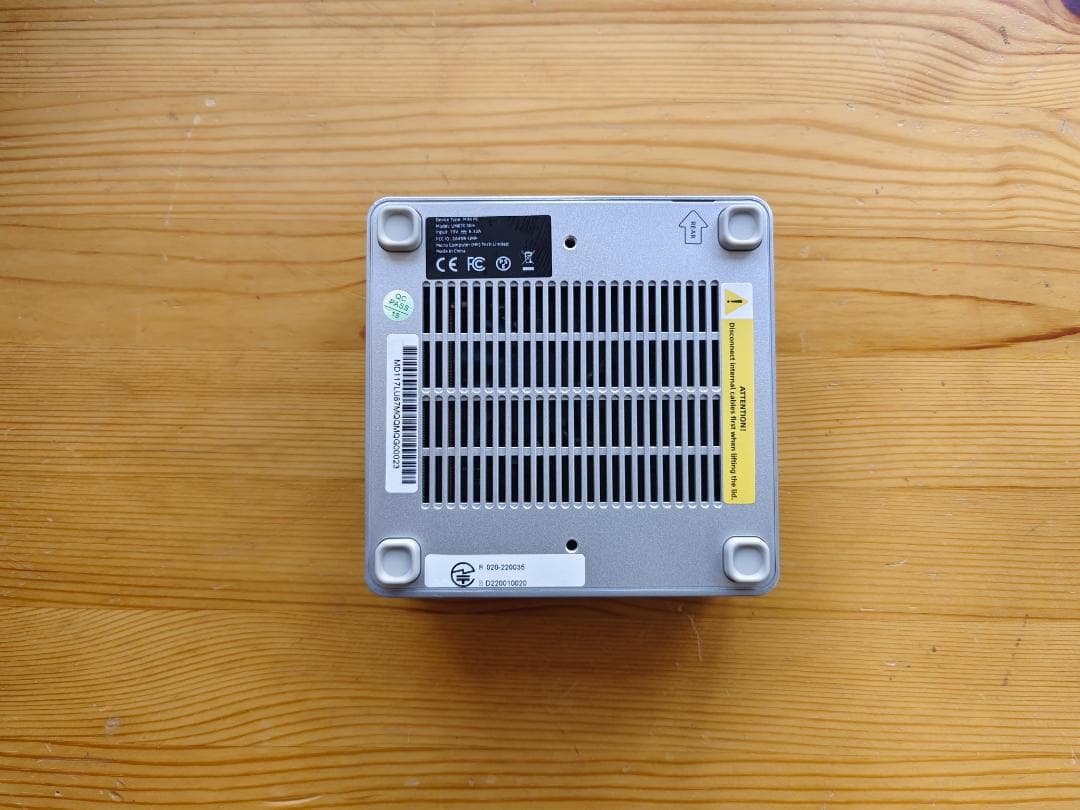 専用 MINISFORUM UM870 Slim　R7 8745H　Win11