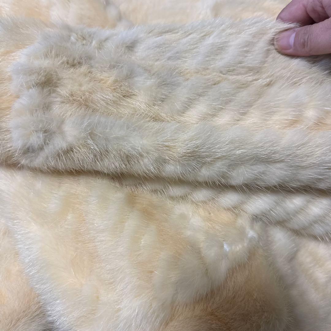 アイボリー 毛皮コート