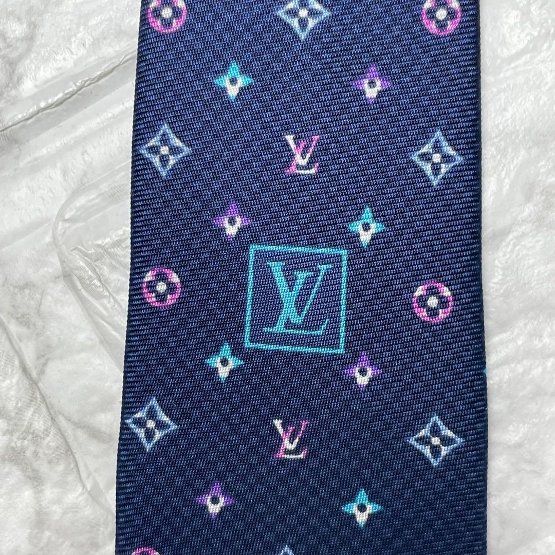 ルイヴィトン　LOUIS VUITTON ネクタイ　モノグラム　マルチカラー