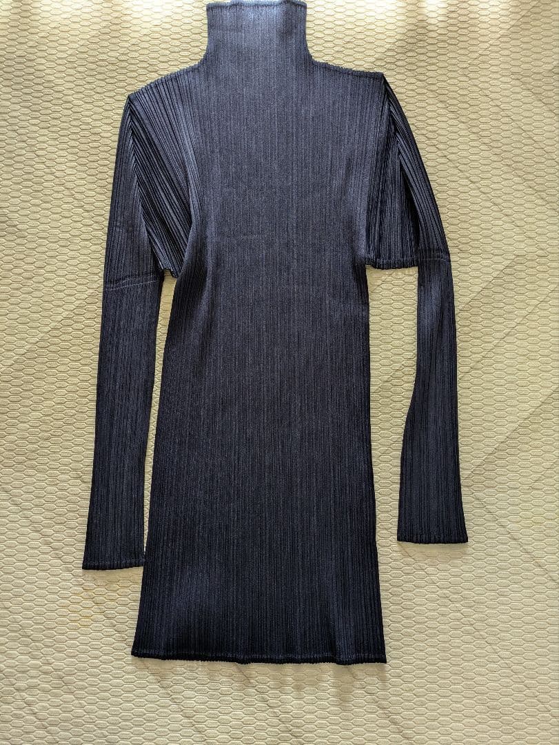 プリーツプリーズ PLEATS PLEASE 長袖カットソー　ネイビー