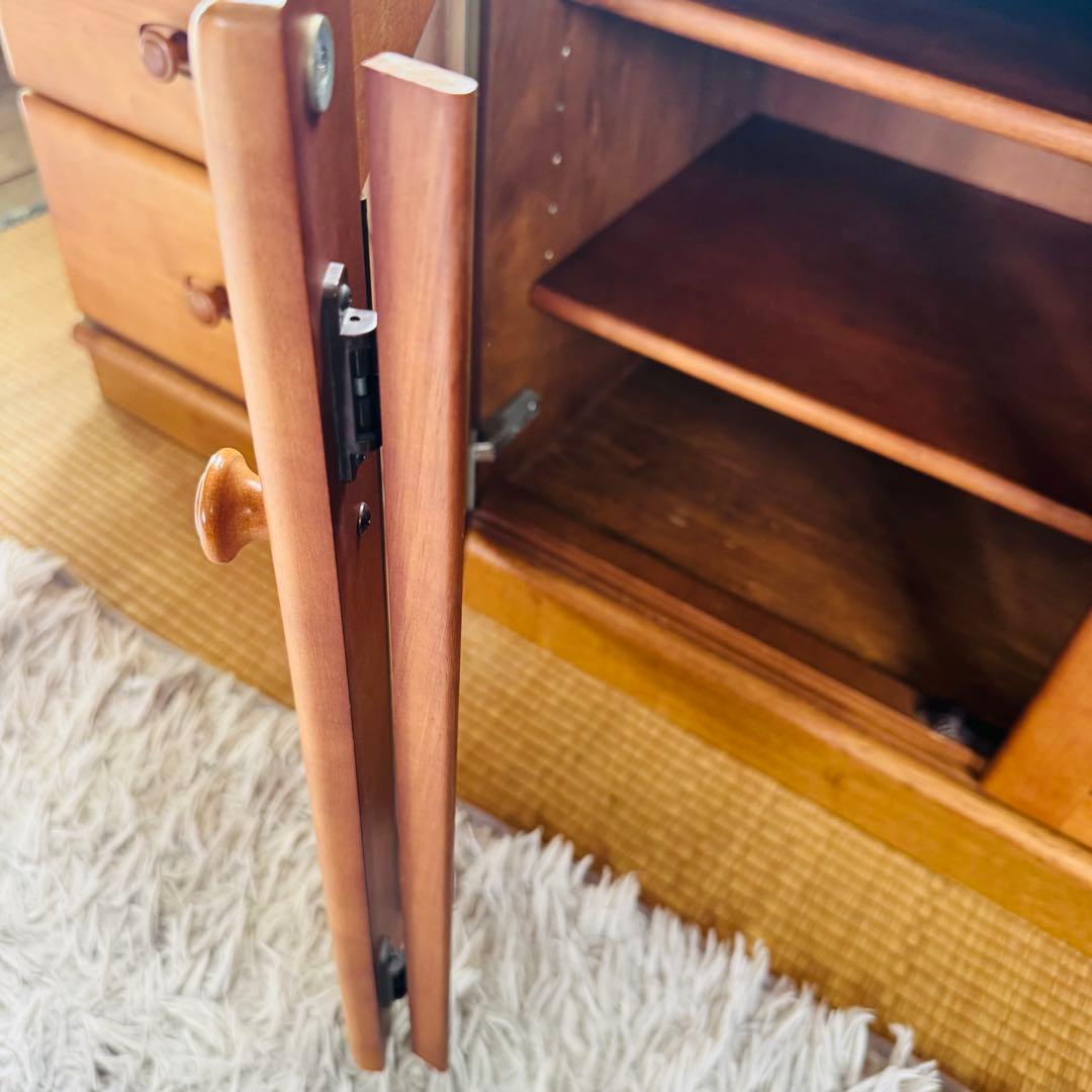 美品★カリモク サイドボード リビングボード キャビネット TVボード　飾棚