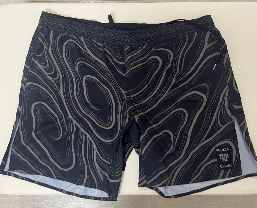 パンツ RVCA X KRAZY BEE X GAKKIN2-IN SHORTS