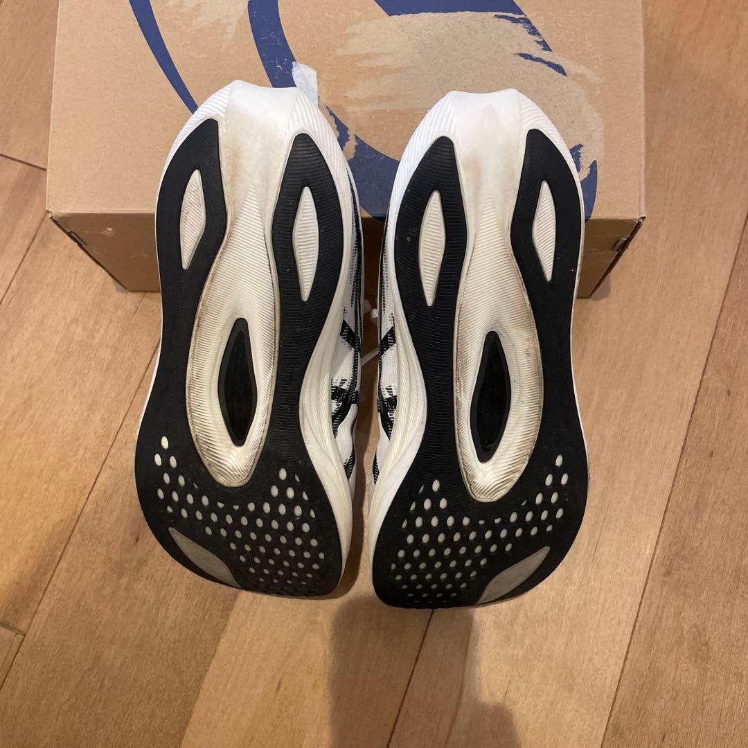 も*け様 ASICS MAGIC SPEED 4　美品