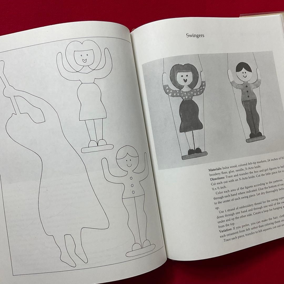 手芸本 洋書 クリスマス オーナメントとストッキング 100以上のデザインと図案