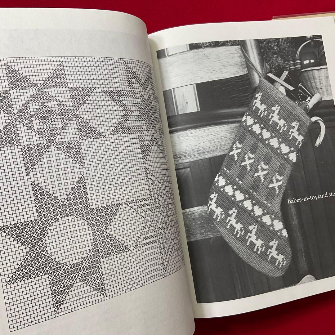 手芸本 洋書 クリスマス オーナメントとストッキング 100以上のデザインと図案