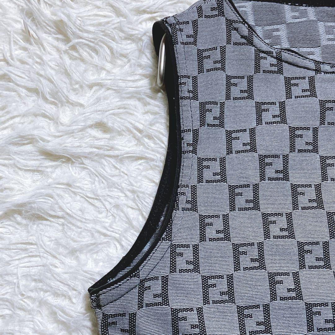 希少⭐️フェンディ　タンクトップ　ズッカ柄　総柄　ノースリーブ　イタリア製　夏