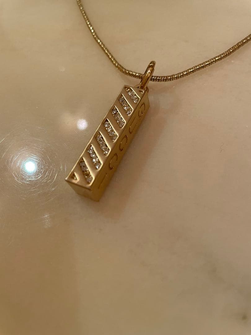 GUCCI❣️バータイプネックレス ‼️ブラック/ゴールド❣️新品未使用‼️レアデザイン