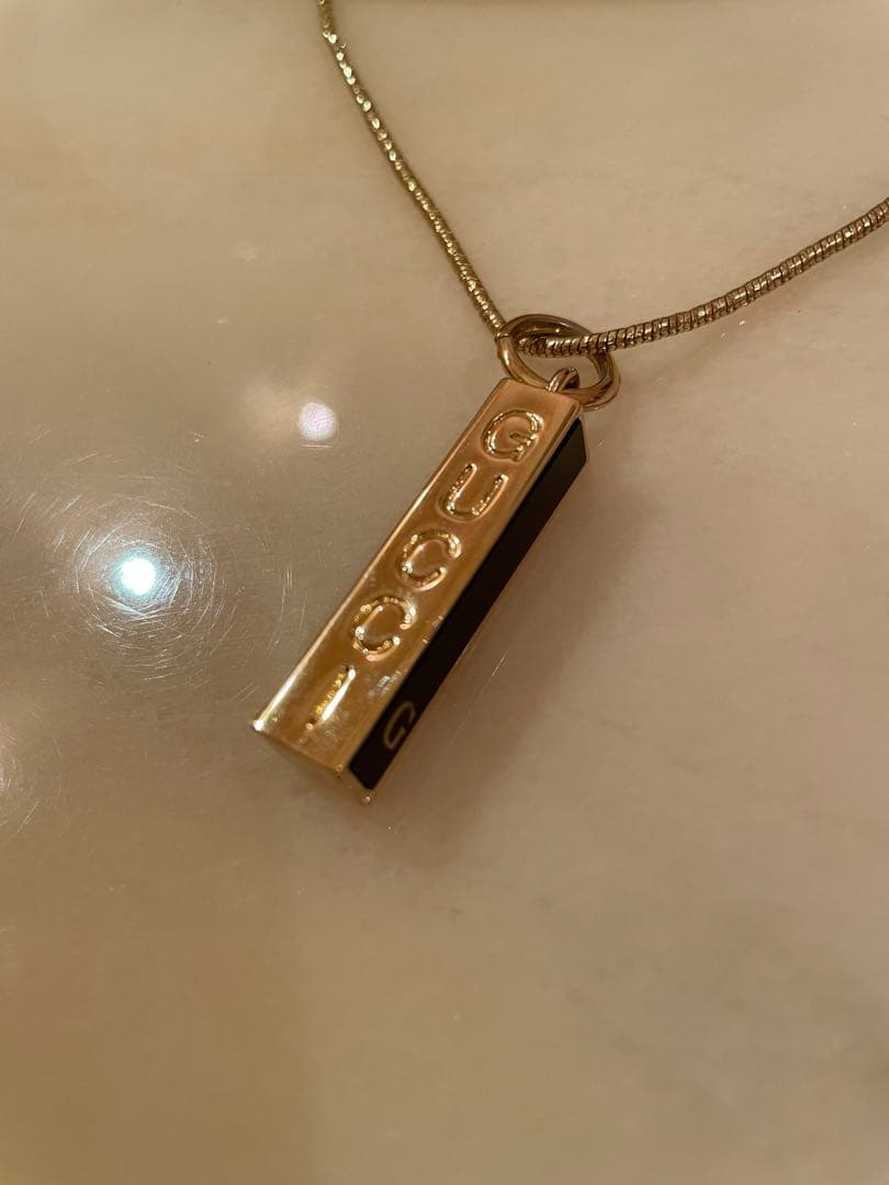 GUCCI❣️バータイプネックレス ‼️ブラック/ゴールド❣️新品未使用‼️レアデザイン