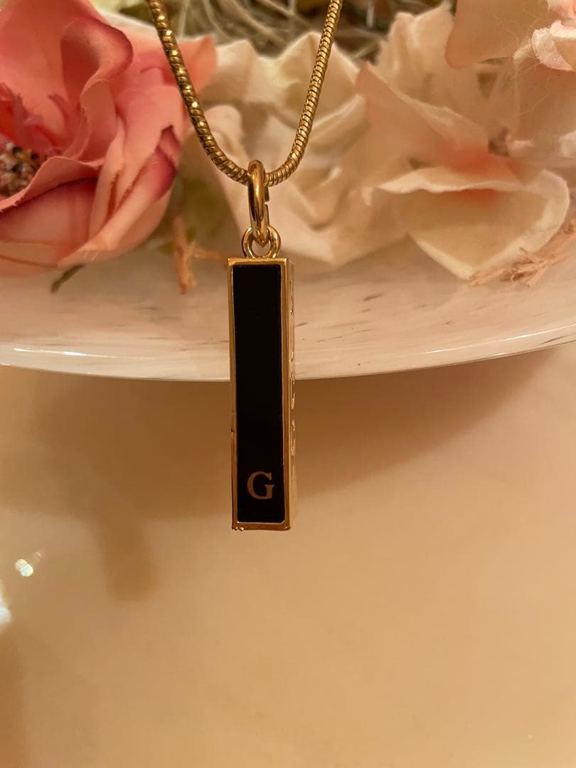 GUCCI❣️バータイプネックレス ‼️ブラック/ゴールド❣️新品未使用‼️レアデザイン