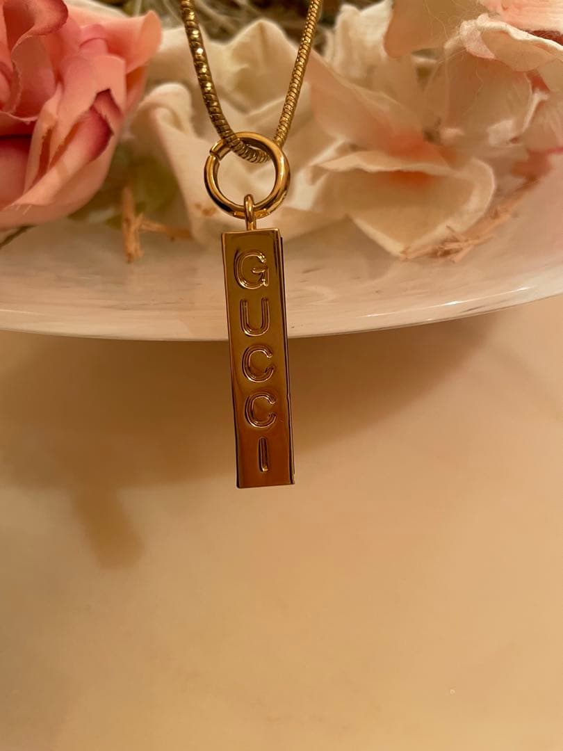 GUCCI❣️バータイプネックレス ‼️ブラック/ゴールド❣️新品未使用‼️レアデザイン