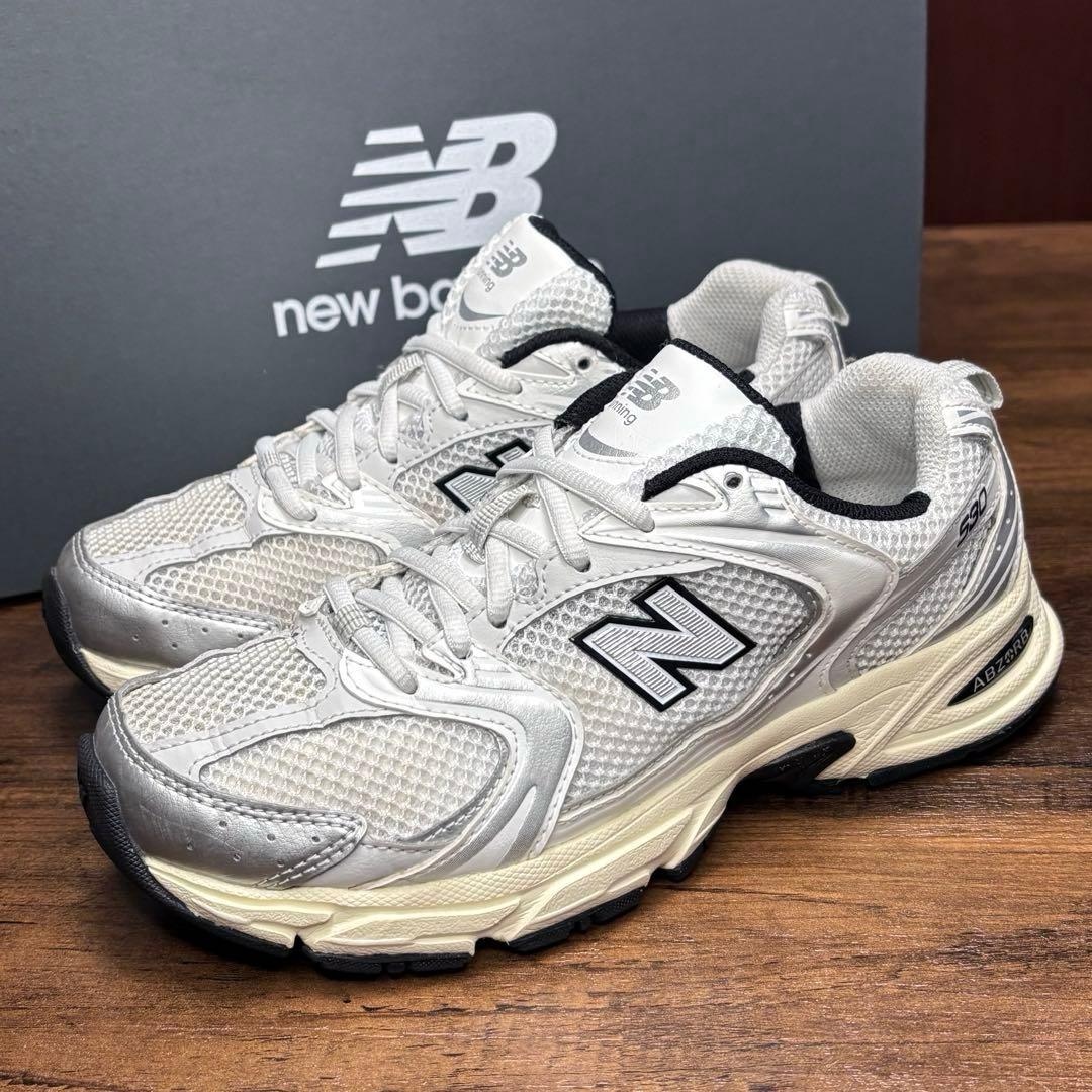 《BEAUTY&YOUTH》New Balance MR530 TA 23cm