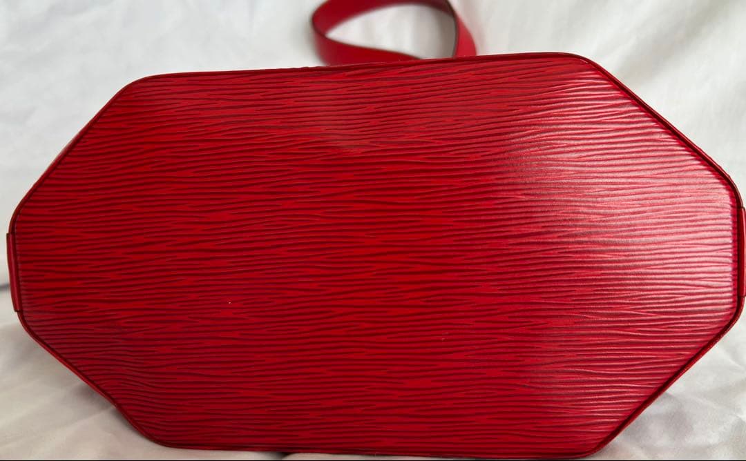 【LOUIS VUITTON】ルイヴィトン エピ サックデポール 赤 ショルダー