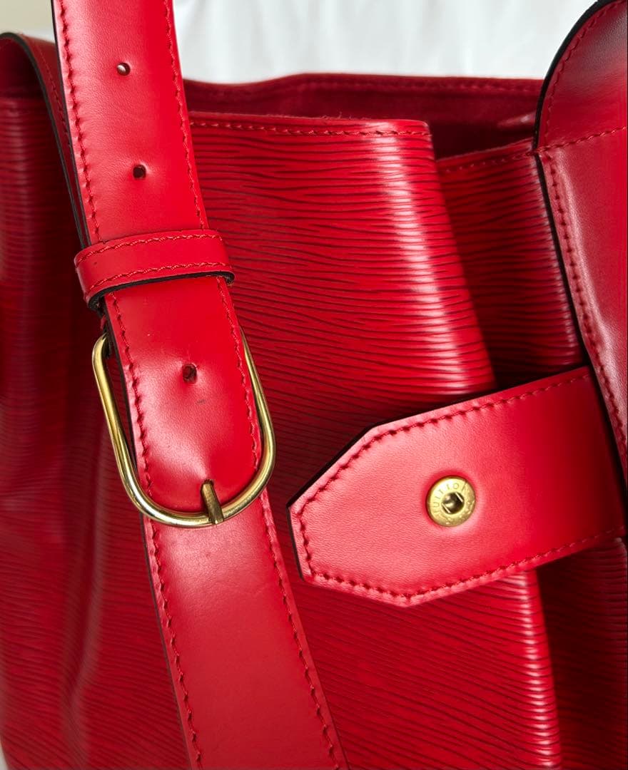 【LOUIS VUITTON】ルイヴィトン エピ サックデポール 赤 ショルダー