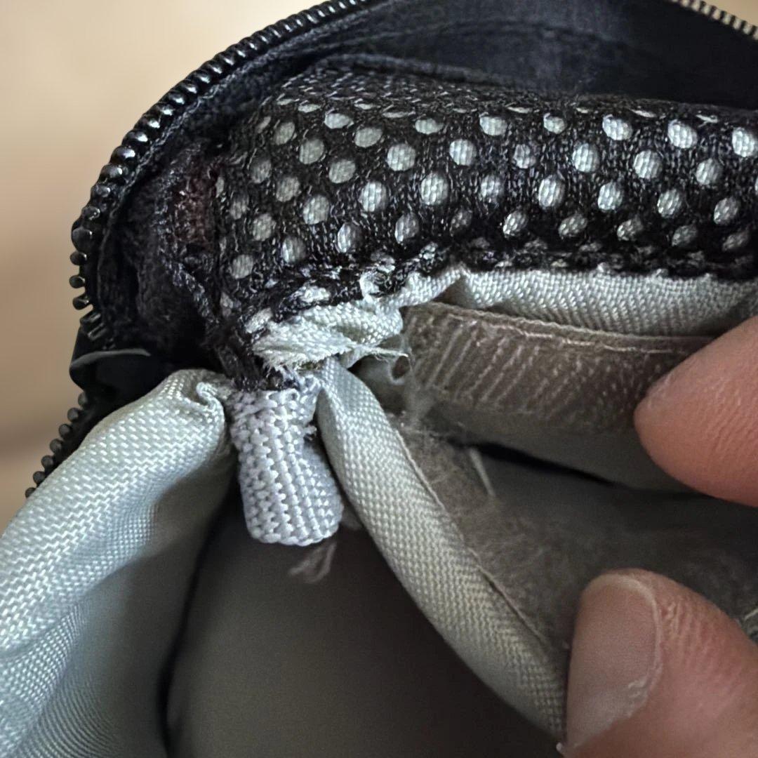 美品 CANON キャノン EF-M 22mm F2 STM、フード、保護ケース