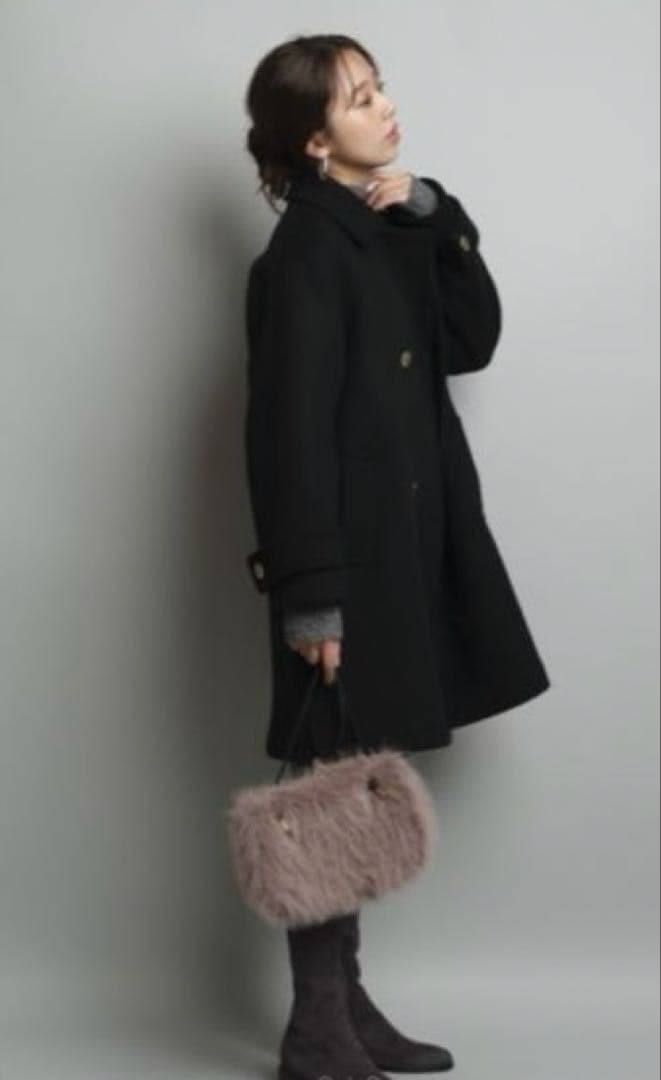 美品JUSGLITTY スタンダードPコート　黒