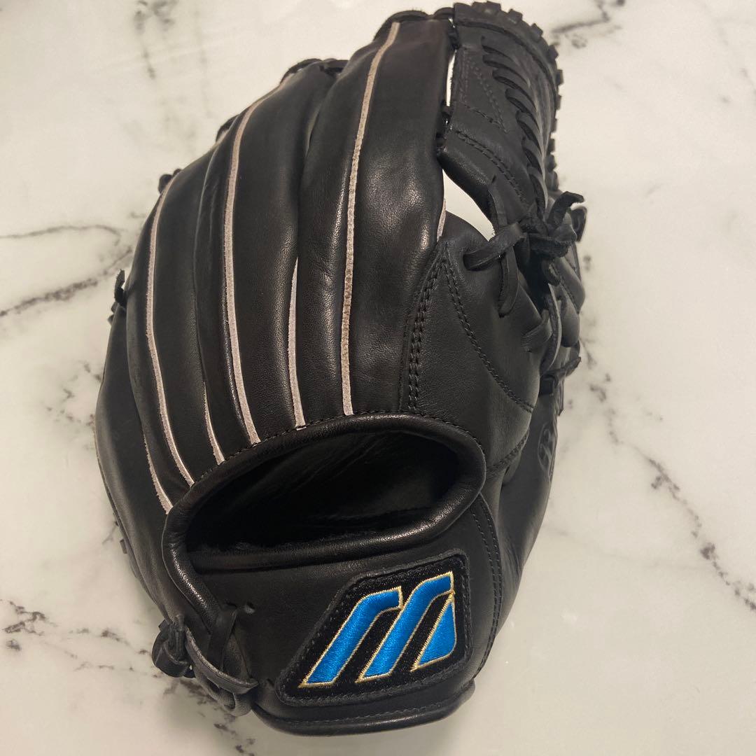 Buw League 硬式グローブ 黒 ストライプデザイン