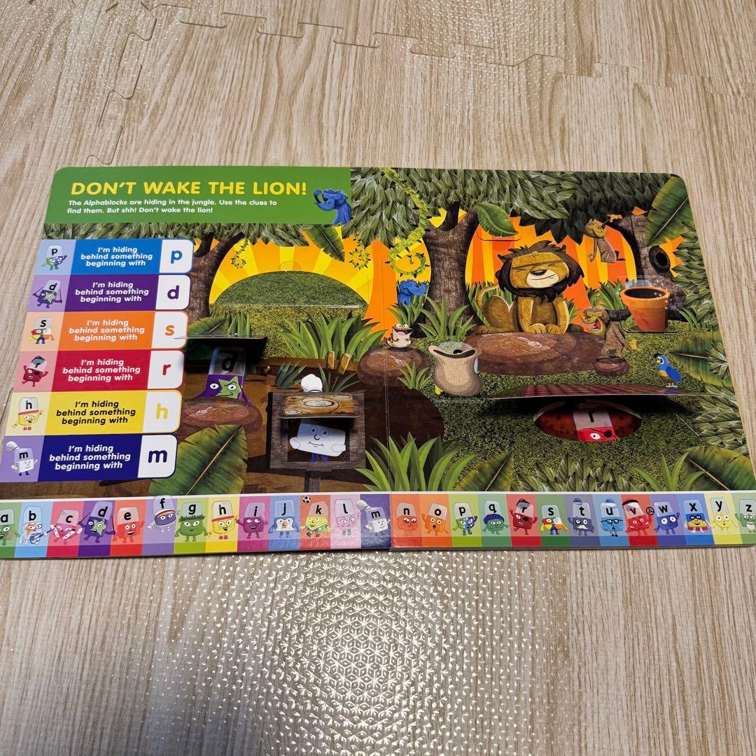 絵本・児童書 Alpha Blocks: A Lift-the-Flap Book