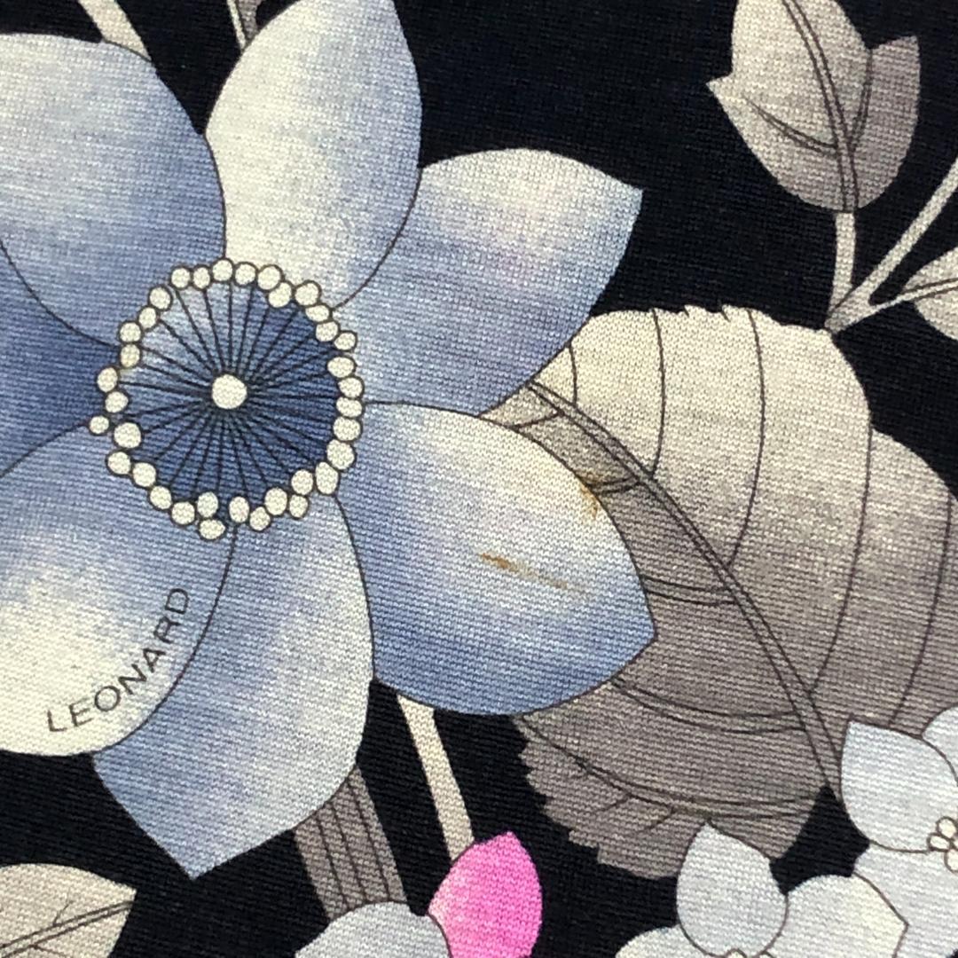 【匿名配送】レオナール 長袖カットソー シルク混 花柄フラワー Mサイズ