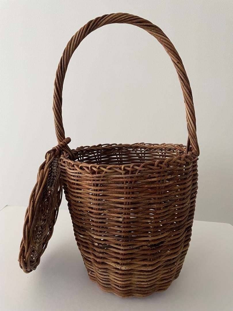 あけびカゴバッグ カゴバッグ 蓋付きバスケット 天然あけび バーキンカゴバッグ