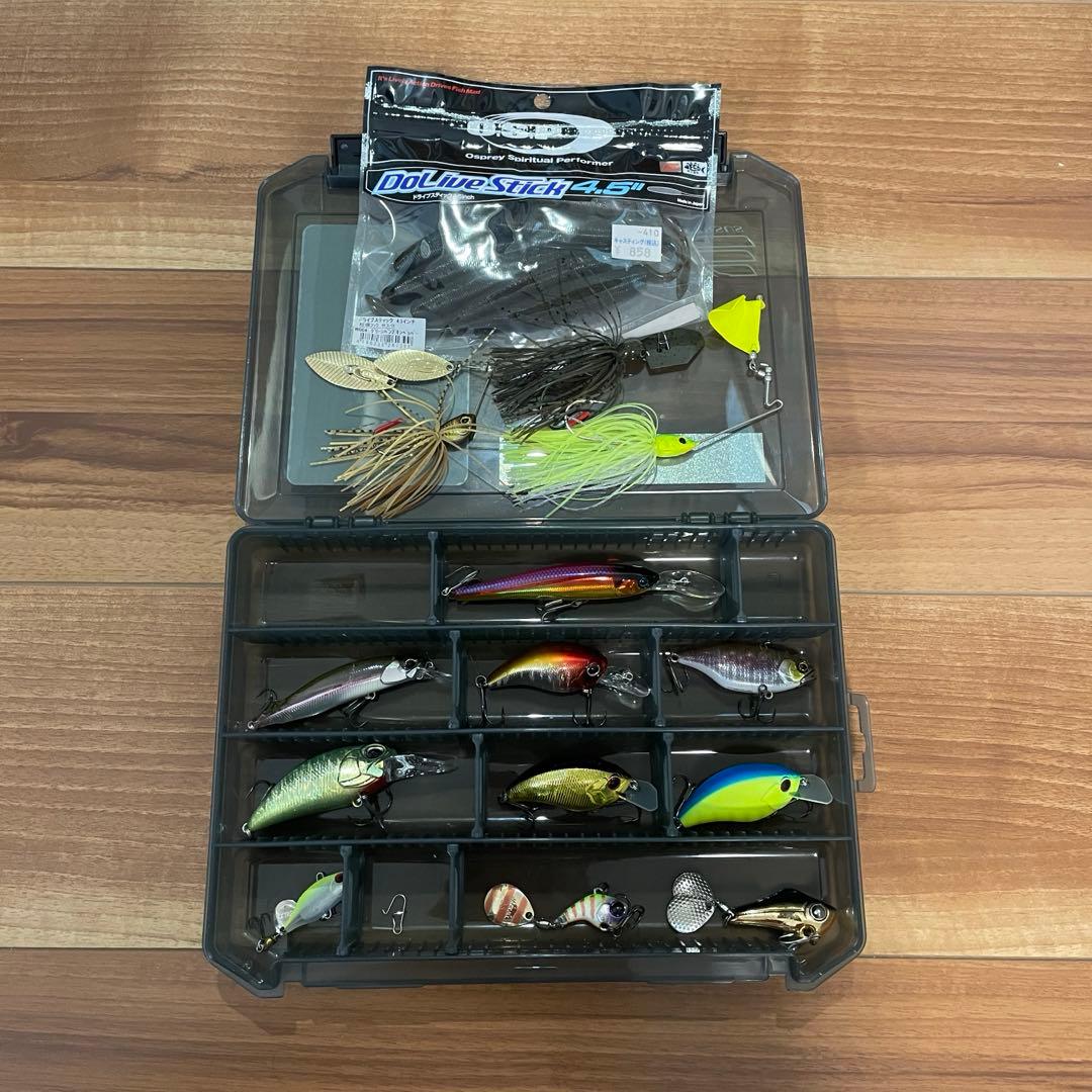 新品未使用　ルアー セット ケース ワーム付き