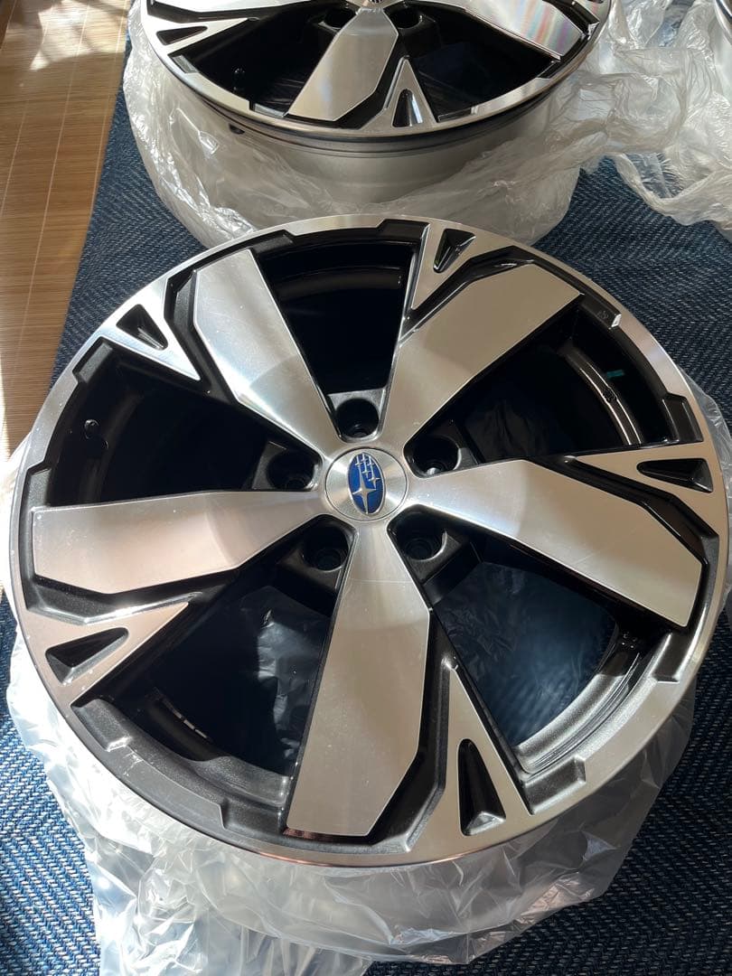 スバル 18インチ 5本スポークホイール