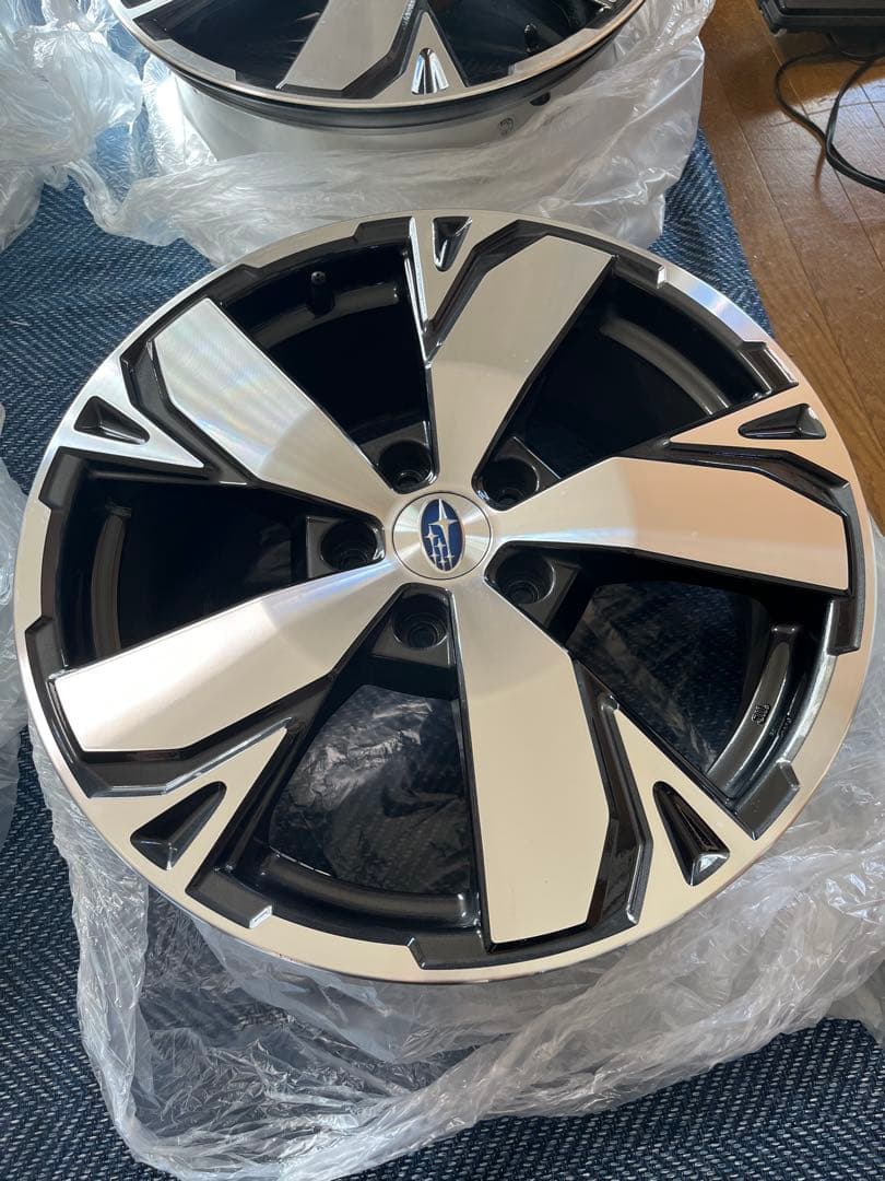 スバル 18インチ 5本スポークホイール