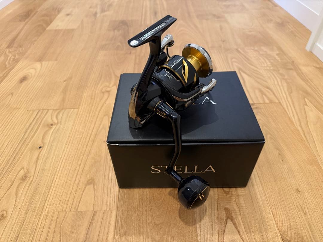 19STELLA SW 8000HG スピニングリール