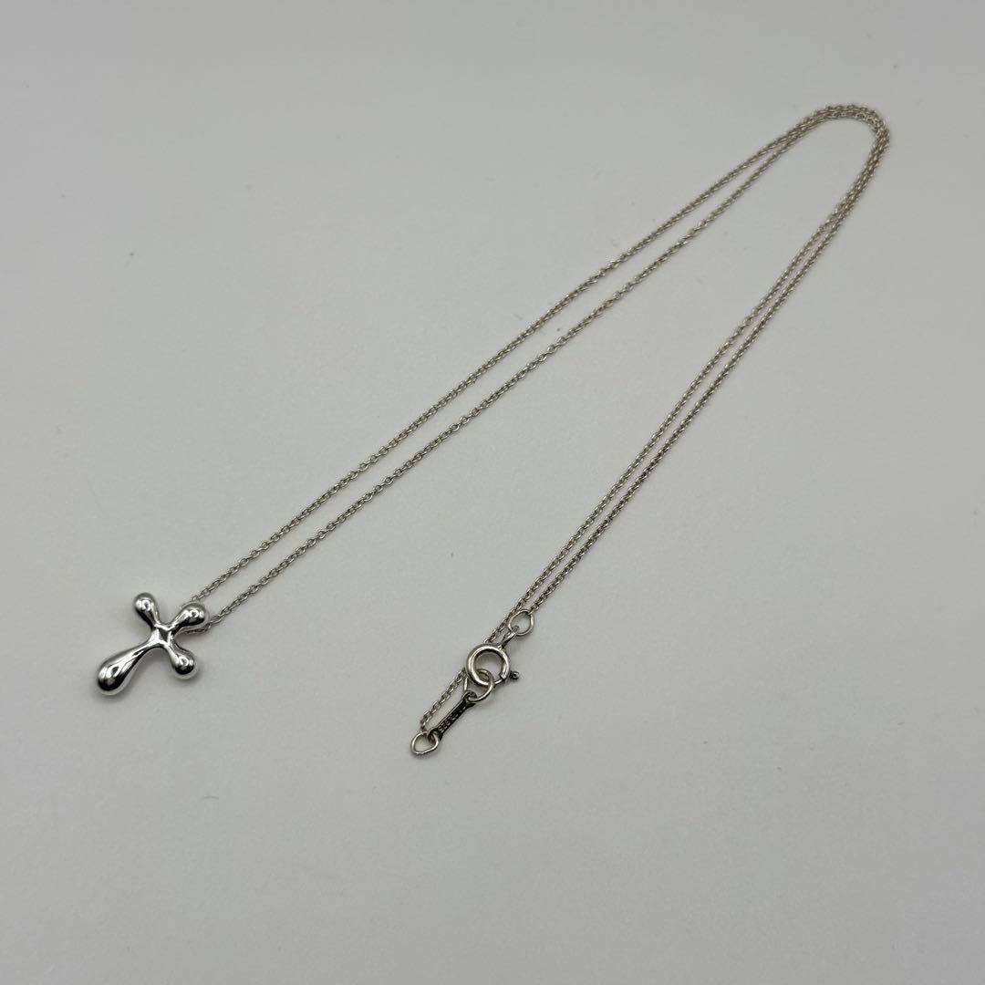 美品★ティファニー スモール クロス ティアドロップ ネックレス シルバー