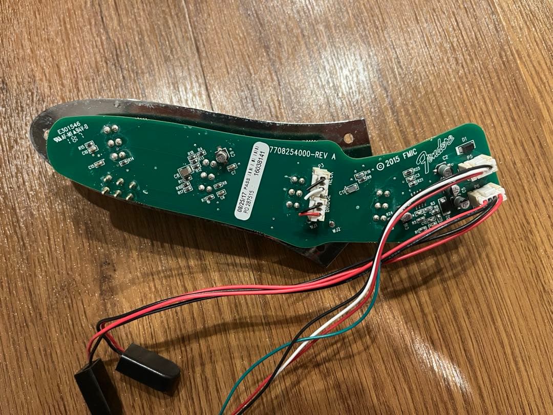 fender American elite jazz bass プリアンプ