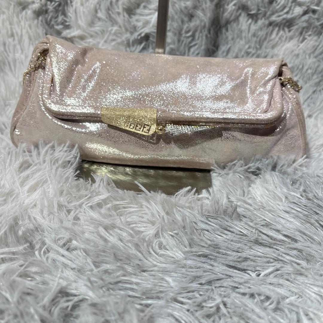 [大人気]　フェンディ　Fendi　ミニクラッチバッグ　ショルダーバッグ　FF